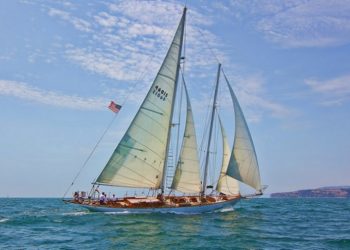 Schooner Sailing Yacht