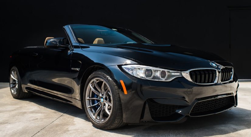 BMW M4 Black