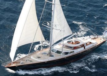 Gitana Perini Navi