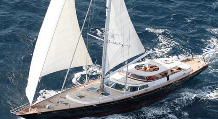 Gitana Perini Navi